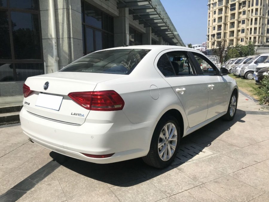 900x675_0_q87_autohomecar__ChcCRFyJ__-AQjd5AAJHRhb2EZg151.jpg