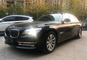 2013款宝马7系 730Li 领先型